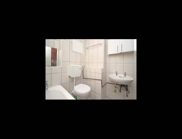2 BEDROOM APARTMENT FOR SALE IN SUNNYSIDE